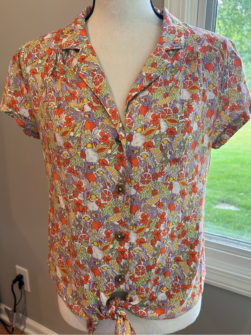 MAEVE by Anthropologie
Bateau Button Down Top  Size 8 orange fruit & floral